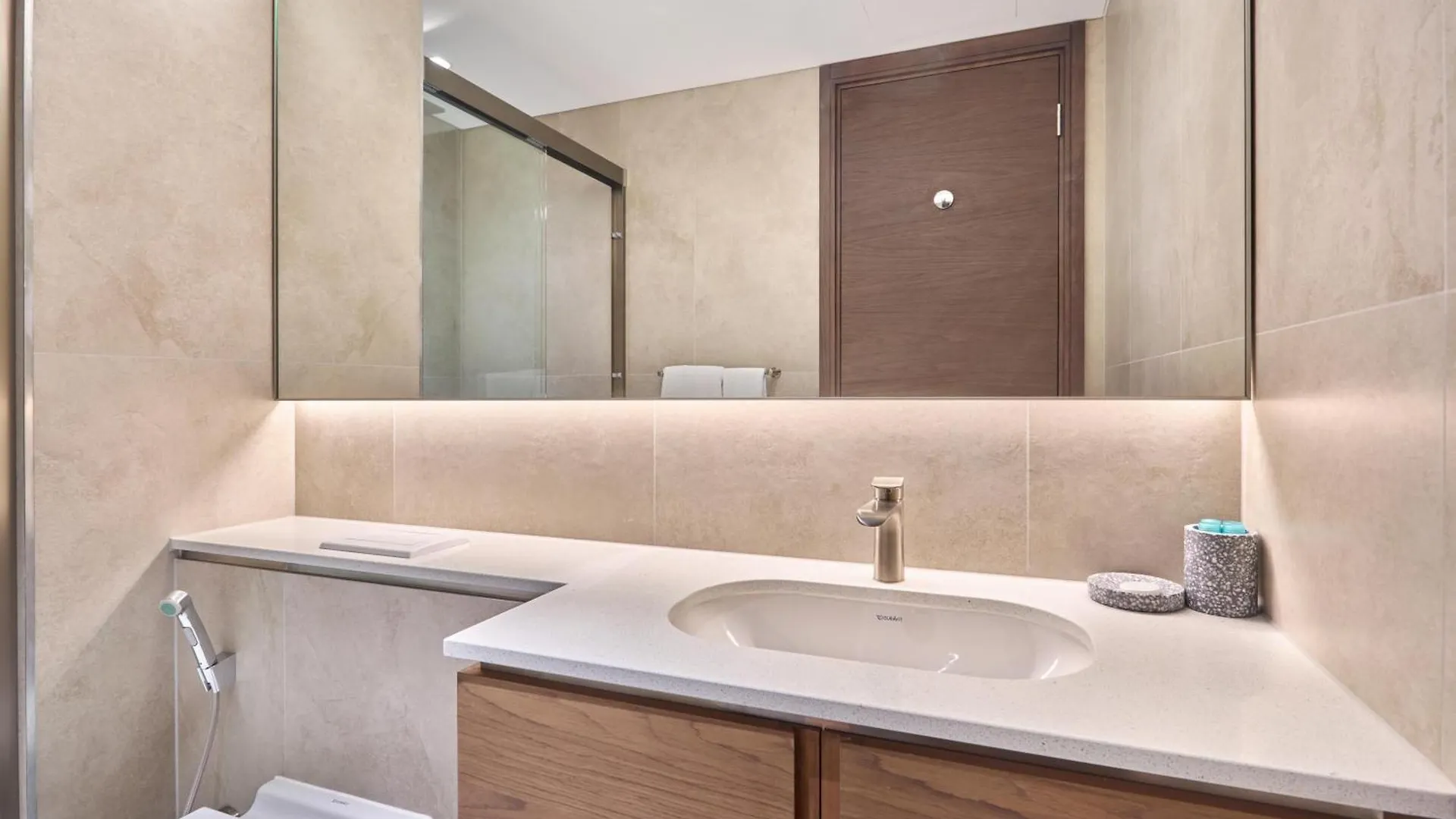 Stay By Latinem Luxury 1Br Holiday Home Cvg 4204 Near Burj Khalifa Dubai United Arab Emirates
